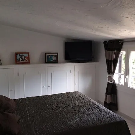 élégante Avec Piscine Privée à Villa Le Cannet