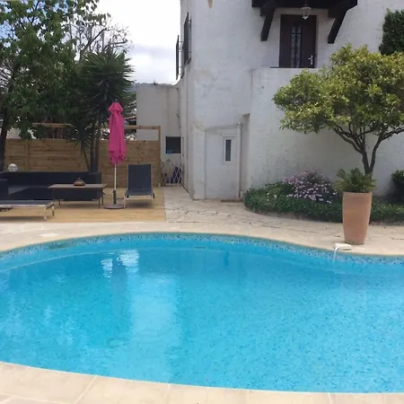Villa élégante Avec Piscine Privée à
